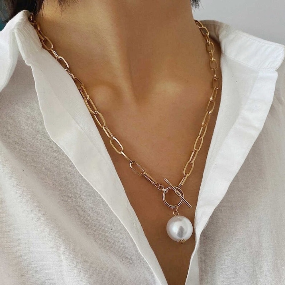 ✨3/$38 New Golden Chain Faux Pearl Toggle Clasp Front Closure Necklace T Bar - Picture 2 of 16